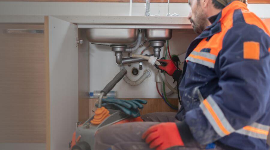Professional tankless water heater installation services in Roosevelt, TX